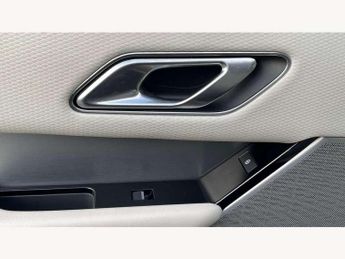 Land Rover Range Rover Velar 3.0 D300 R-Dynamic SE 5dr Auto