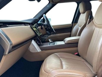 Land Rover Range Rover 3.0 P440e SE 4dr Auto