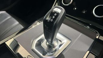 Land Rover Range Rover Evoque 2.0 D200 R-Dynamic SE 5dr Auto