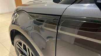 Land Rover Range Rover Evoque 2.0 D200 R-Dynamic SE 5dr Auto