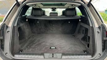 Land Rover Range Rover Sport 3.0 P440e SE 5dr Auto