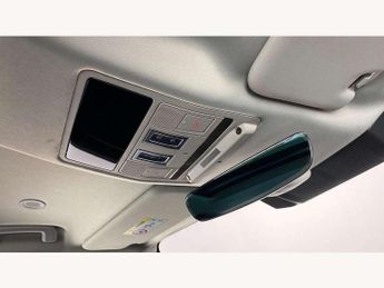 Land Rover Defender 3.0 D250 SE 110 5dr Auto