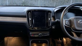 Volvo XC40 2.0 D3 Inscription Pro 5dr AWD Geartronic