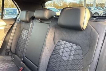 Volkswagen Golf 2.0 TDI 150 Black Edition 5dr DSG