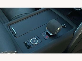 Land Rover Discovery 3.0 D300 Dynamic HSE 5dr Auto