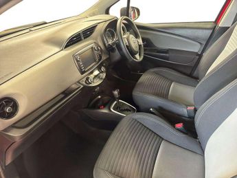 Toyota Yaris 1.5 Hybrid Icon Tech 5dr CVT