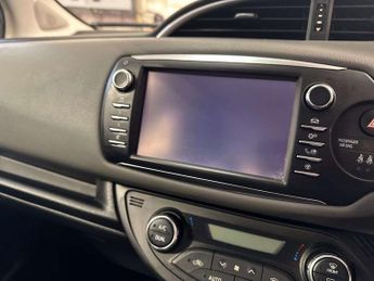 Toyota Yaris 1.5 Hybrid Icon Tech 5dr CVT