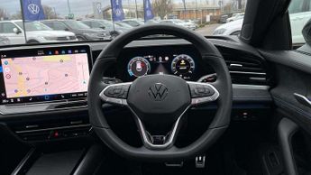 Volkswagen Passat Estate 1.5 eTSI R-Line 5dr DSG
