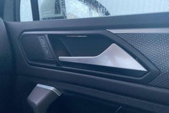 Volkswagen Tiguan 2.0 TDI R-Line 5dr DSG