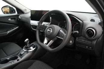 Nissan Juke 1.0 DiG-T Acenta Premium 5dr DCT