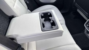 Volvo XC40 2.0 T4 Inscription Pro 5dr AWD Geartronic