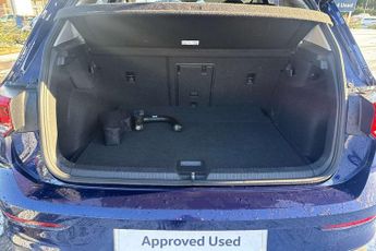 Volkswagen Golf 2.0 TDI Life 5dr DSG