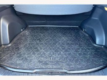 Toyota RAV4 2.5 VVT-i Hybrid Design 5dr CVT