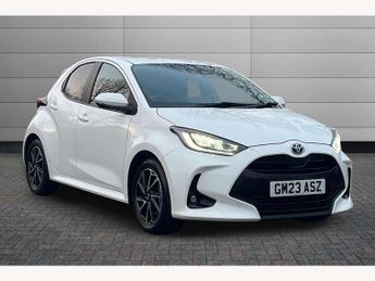 Toyota Yaris 1.5 Hybrid Design 5dr CVT