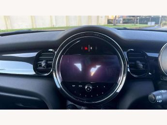 MINI Hatchback 1.5 Cooper Classic 3dr Auto