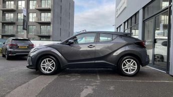 Toyota C-HR 1.8 Hybrid Icon 5dr CVT