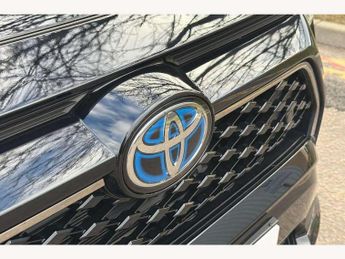 Toyota RAV4 2.5 PHEV Design 5dr CVT