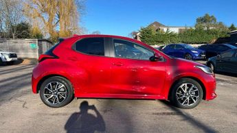 Toyota Yaris 1.5 Hybrid Design 5dr CVT