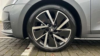 Skoda Octavia Estate 1.5 TSI 150 e-TEC Sportline 5dr DSG