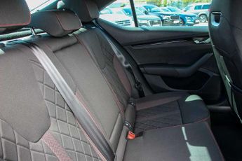 Skoda Octavia vRS 2.0 TSI vRS 5dr DSG