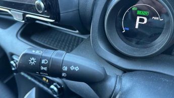 Toyota Yaris 1.5 Hybrid Design 5dr CVT