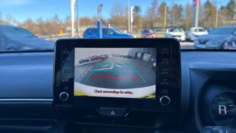 Toyota Yaris 1.5 Hybrid Design 5dr CVT