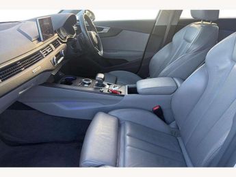 Audi A4 Avant 2.0T FSI 252 Quattro Sport 5dr S Tronic