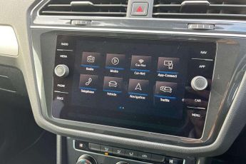 Volkswagen Tiguan 2.0 TDi 150 SE Nav 5dr DSG