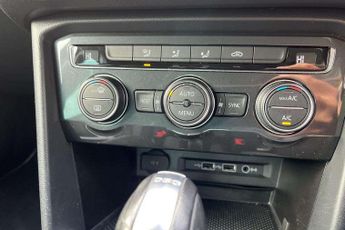 Volkswagen Tiguan 2.0 TDi 150 SE Nav 5dr DSG