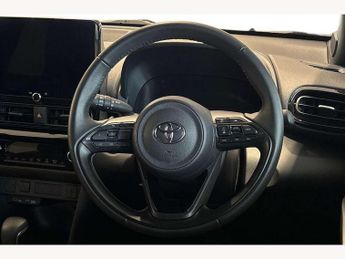 Toyota Yaris Cross 1.5 Hybrid Design 5dr CVT