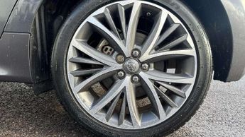 Toyota Yaris 1.5 Hybrid Excel 5dr CVT