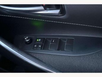 Toyota Corolla Touring Sport 1.8 Hybrid Icon 5dr CVT