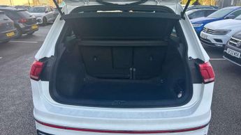 Volkswagen Tiguan 2.0 TDI R-Line 5dr DSG