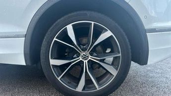 Volkswagen Tiguan 2.0 TDI R-Line 5dr DSG