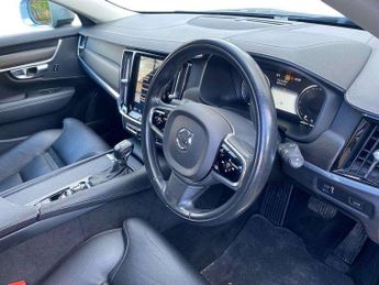 Volvo V90 Cross Country 2.0 D4 Cross Country Pro 5dr AWD Geartronic
