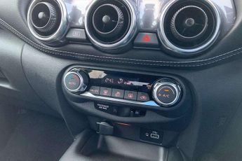 Nissan Juke 1.6 Hybrid N-Connecta 5dr Auto