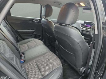 Kia XCeed 1.0T GDi ISG 113 Pure 5dr DCT