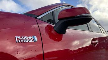 Toyota RAV4 2.5 PHEV Design 5dr CVT