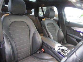 Mercedes-Benz C-Class Estate C200d AMG Line Premium Plus 5dr Auto