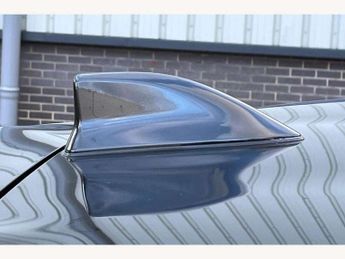 Toyota Yaris 1.5 Hybrid Design 5dr CVT