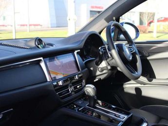 Porsche Macan 5dr PDK