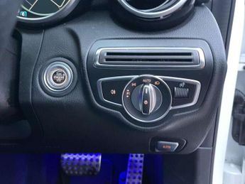 Mercedes-Benz C-Class C200 AMG Line Premium 4dr 9G-Tronic