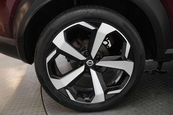 Nissan Juke 1.0 DiG-T Tekna 5dr DCT