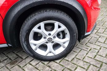 Nissan Juke 1.0 DiG-T 114 N-Connecta 5dr DCT
