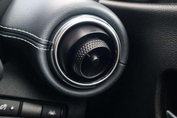 Nissan Juke 1.0 DiG-T 114 N-Connecta 5dr DCT