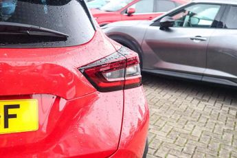 Nissan Juke 1.0 DiG-T 114 N-Connecta 5dr DCT