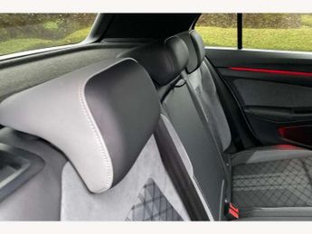 Volkswagen Golf 1.5 eTSI 150 R-Line 5dr DSG