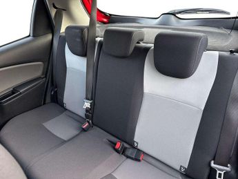 Toyota Yaris 1.5 VVT-i Icon 5dr CVT
