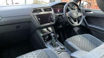 Volkswagen Tiguan 2.0 TDI 4Motion R-Line 5dr DSG