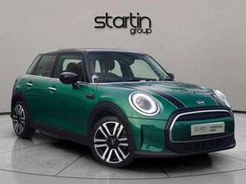 MINI Hatch 1.5 Cooper Exclusive 5dr Auto [Comfort/Nav Pack]